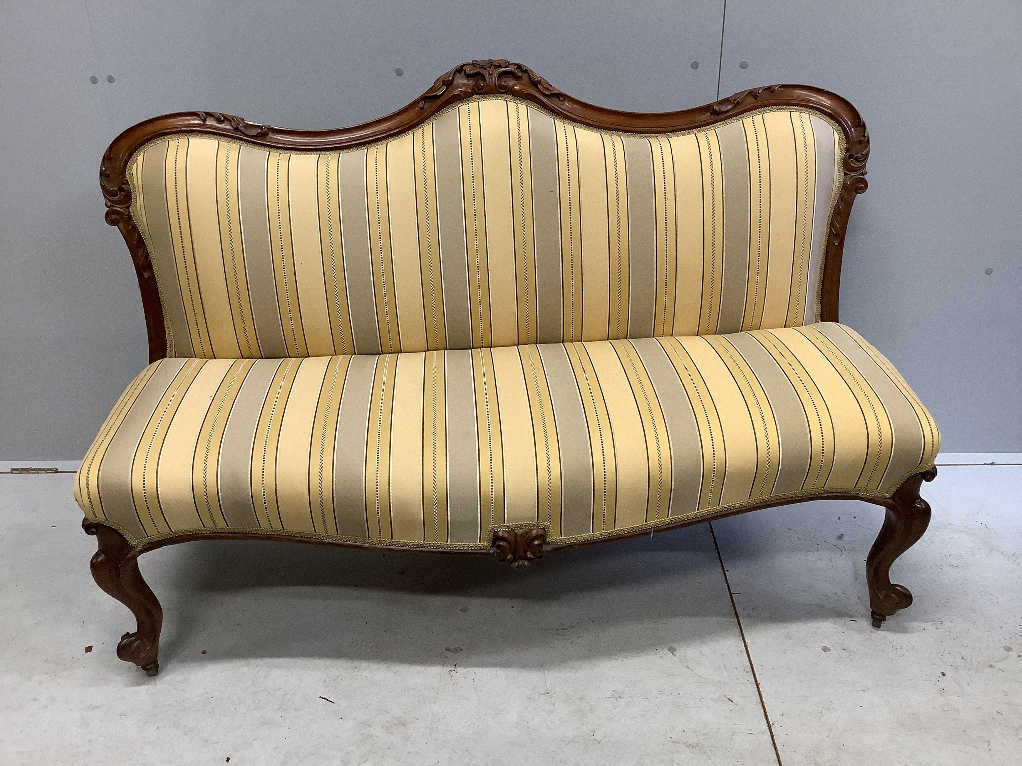 A 19th century French walnut settee, width 122cm, depth 48cm, height 92cm